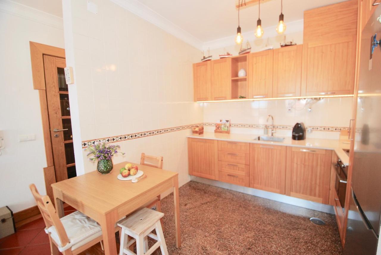 Oceanic Apartment Sao Martinho do Porto Luaran gambar