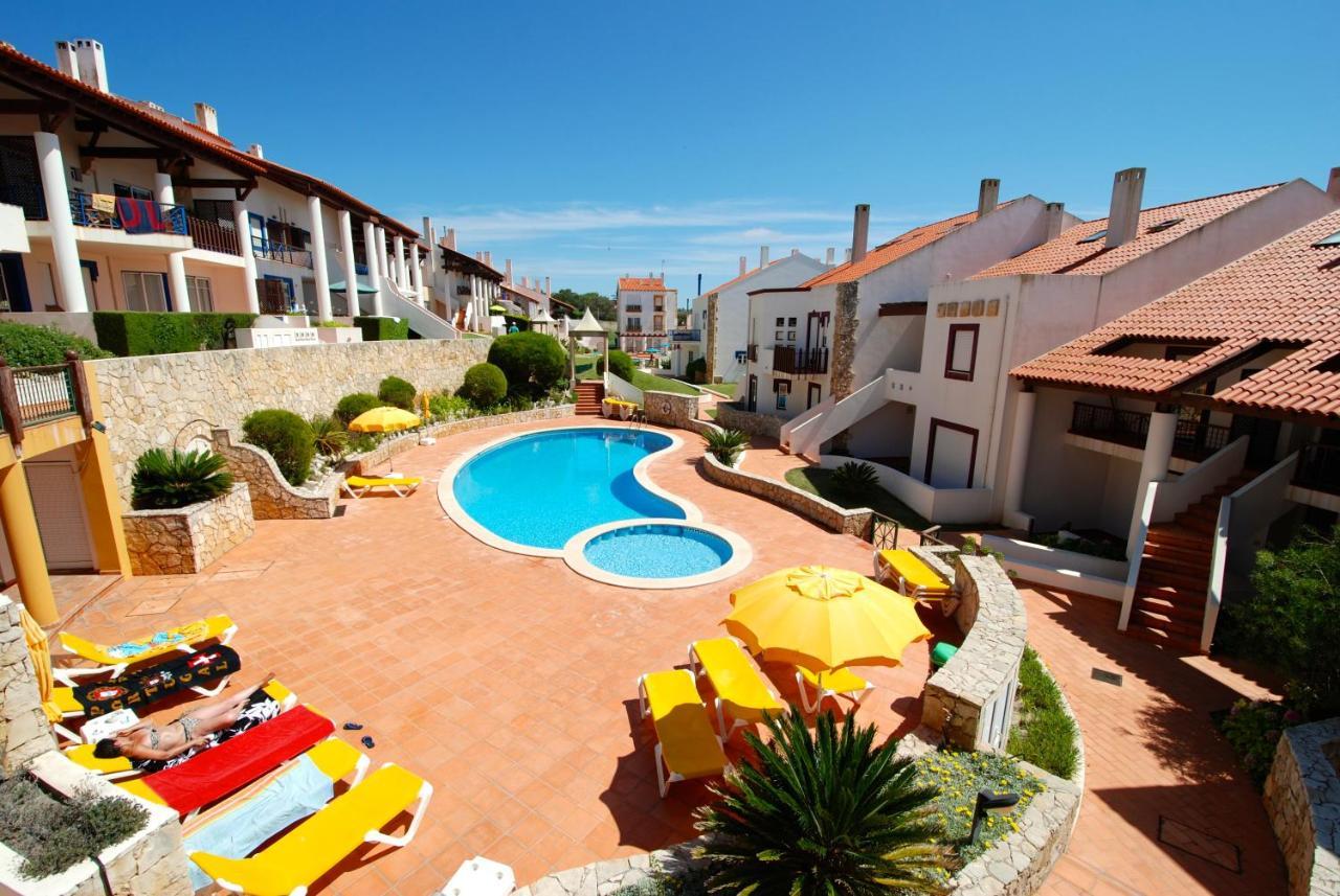 Oceanic Apartment Sao Martinho do Porto Luaran gambar