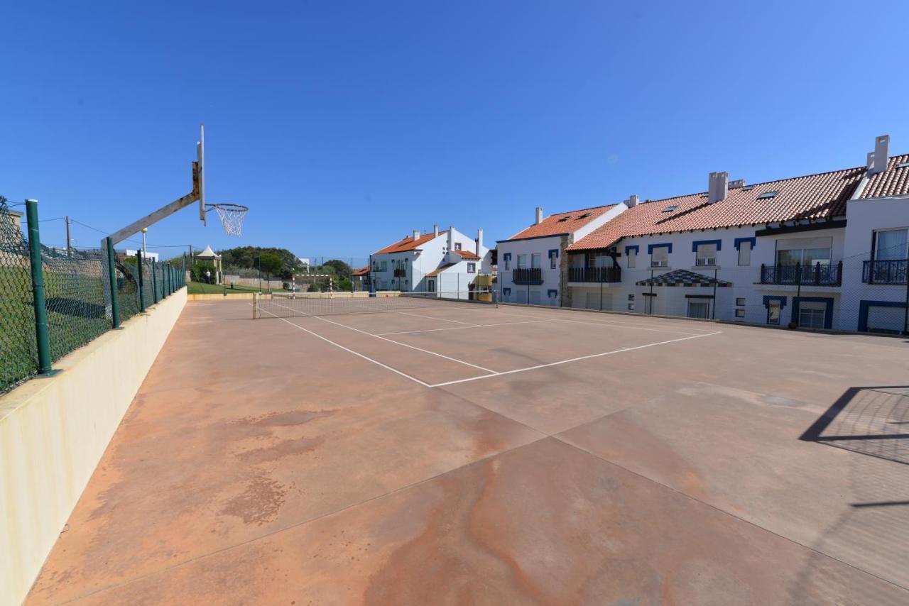 Oceanic Apartment Sao Martinho do Porto Luaran gambar