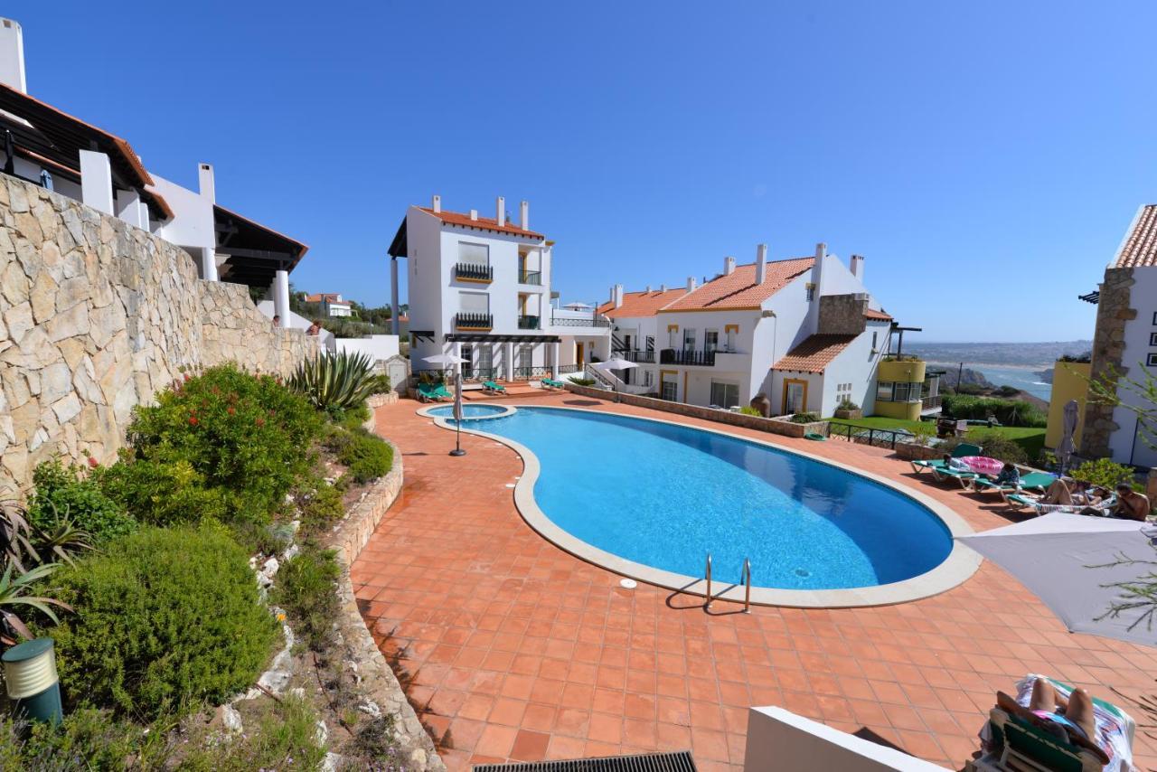 Oceanic Apartment Sao Martinho do Porto Luaran gambar